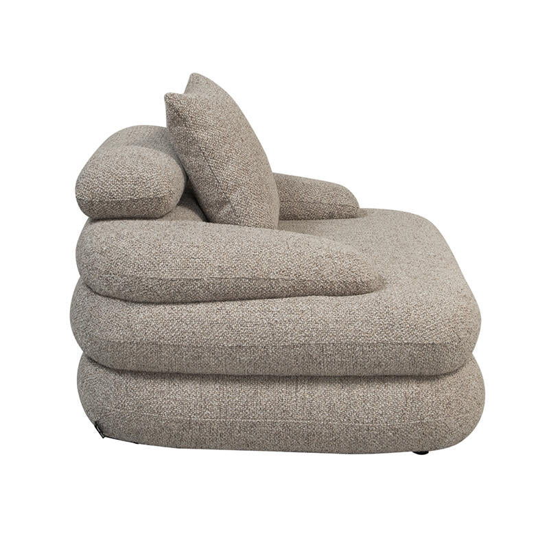 Fauteuil Lounge Cairo Bouclé Sable  | Pole to Pole – Bouclé Sable