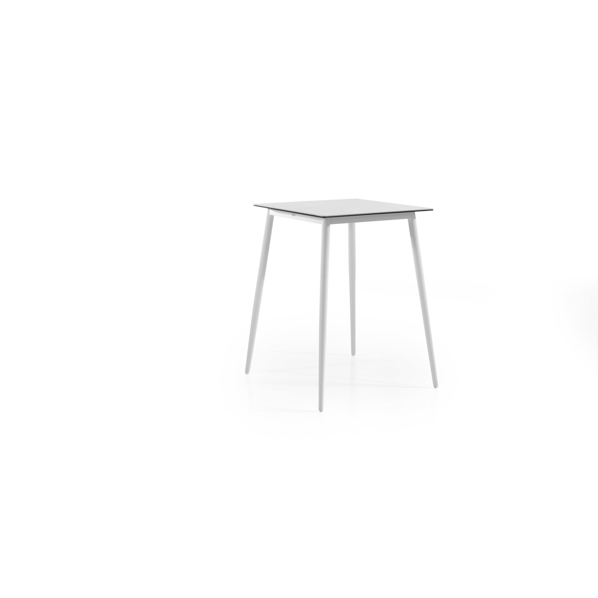 Élégant Luca Square pour votre jardin - Style lignart