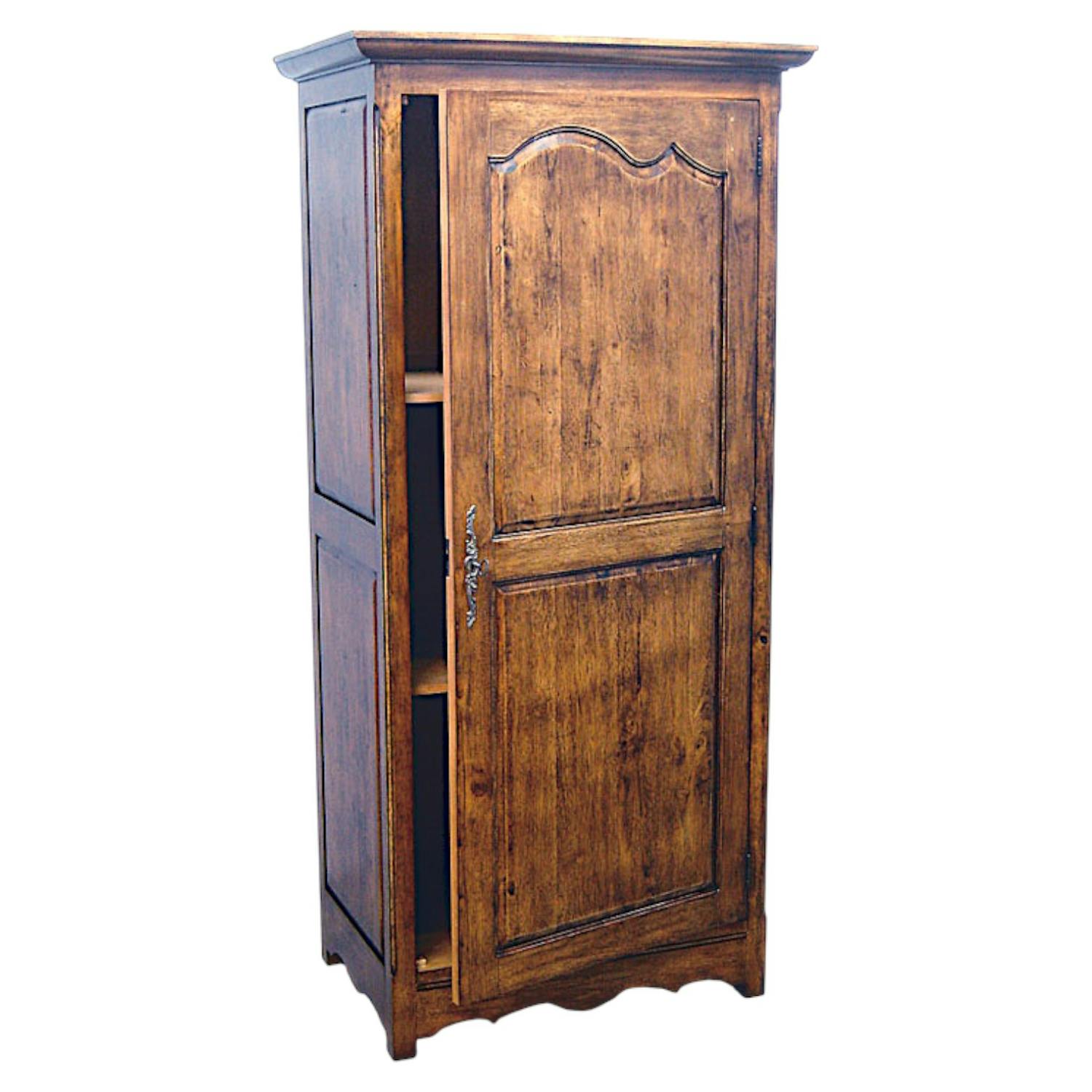 Armoire en hévéa - Style traditionnel