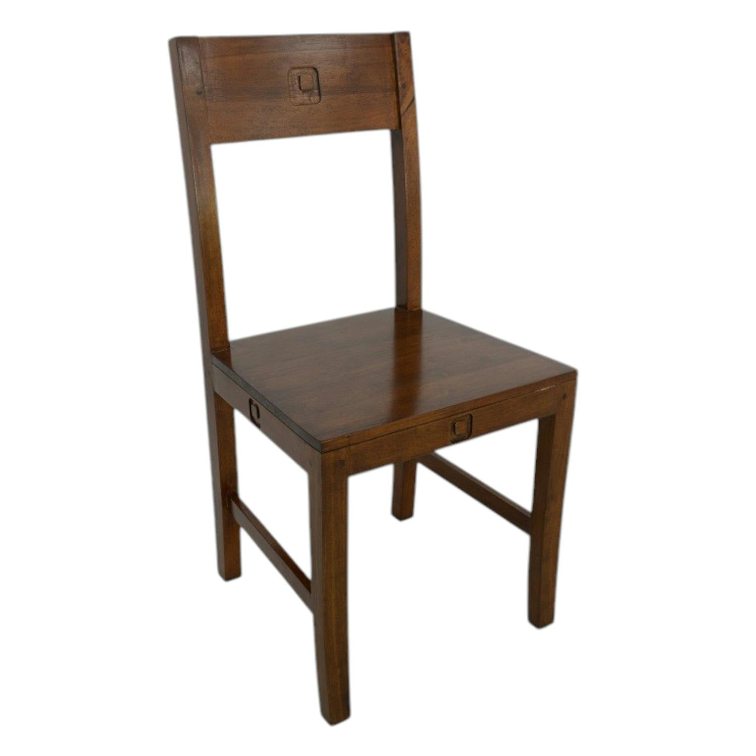 Chaise en bois massif - Style moderne