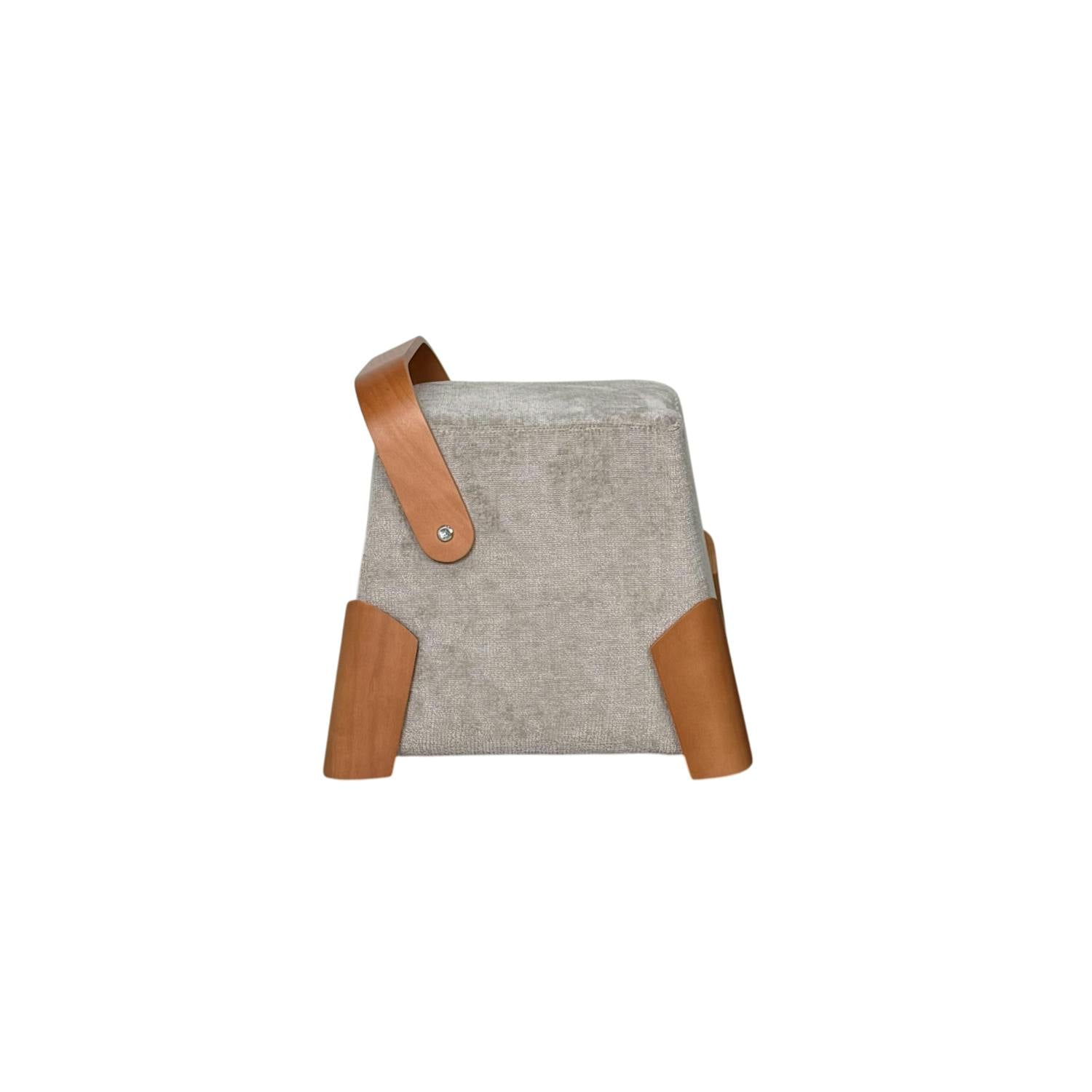 Pouf design blanc avec poignée en bois IENA