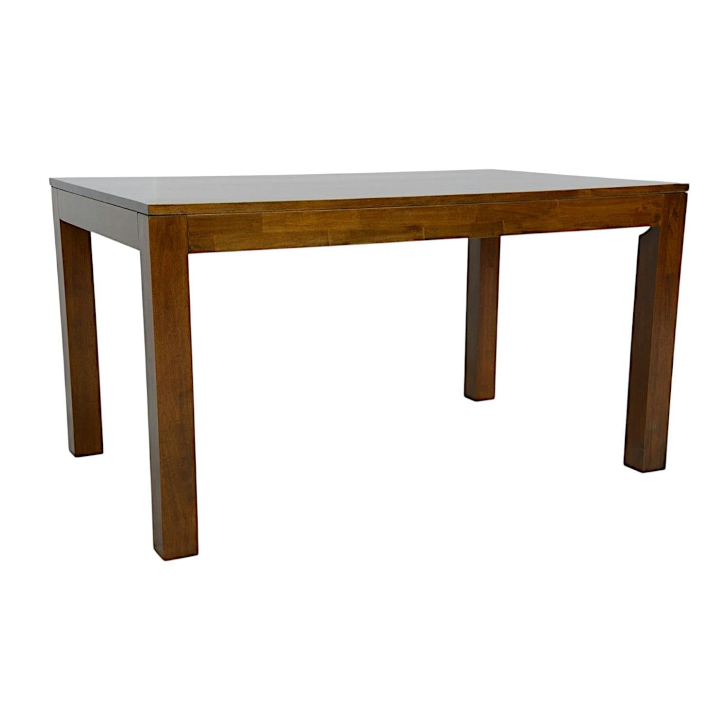 Table à manger en bois massif - Style élégant
