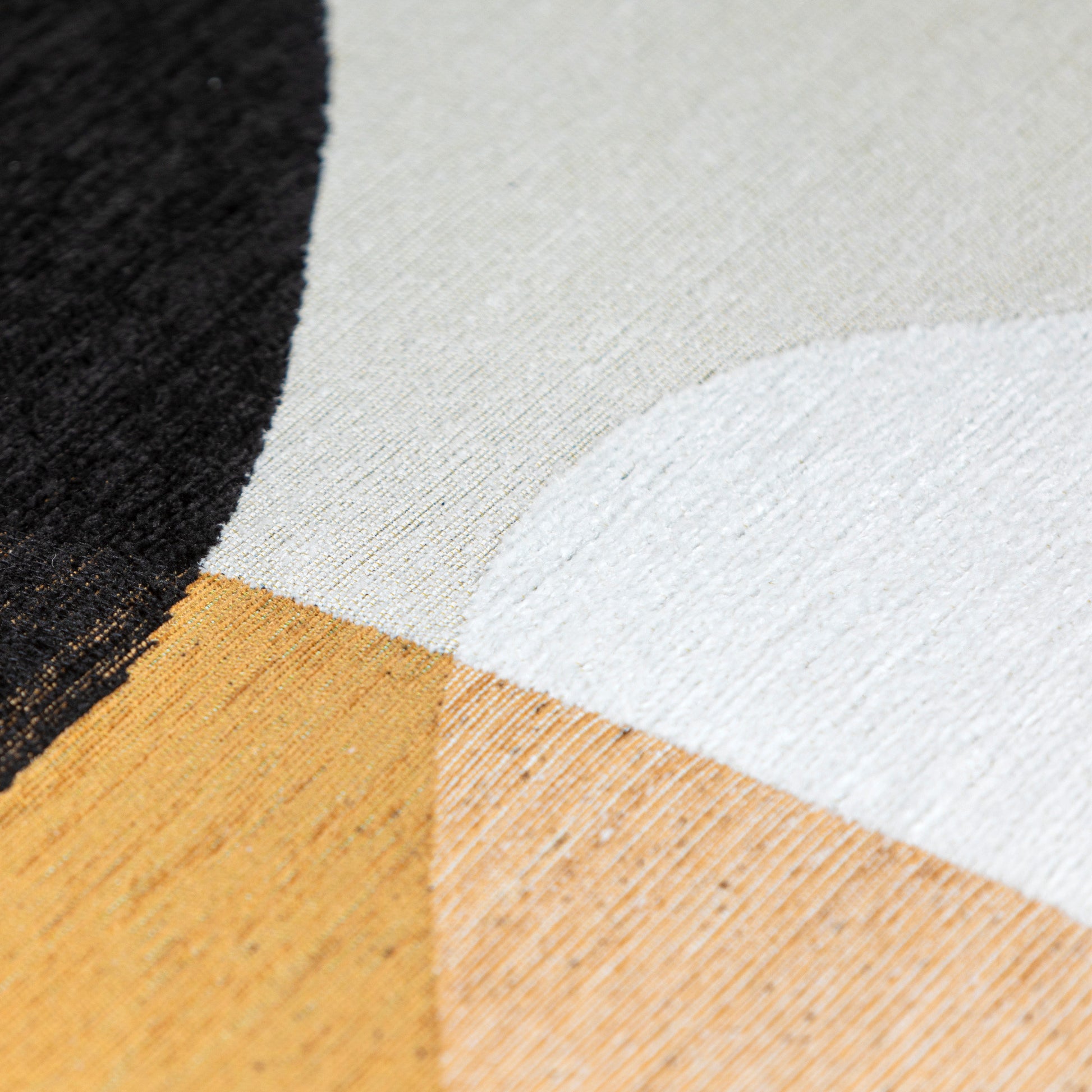 349 2699 Tapis Etretat.Html – Noir Etretat – 155x230 cm