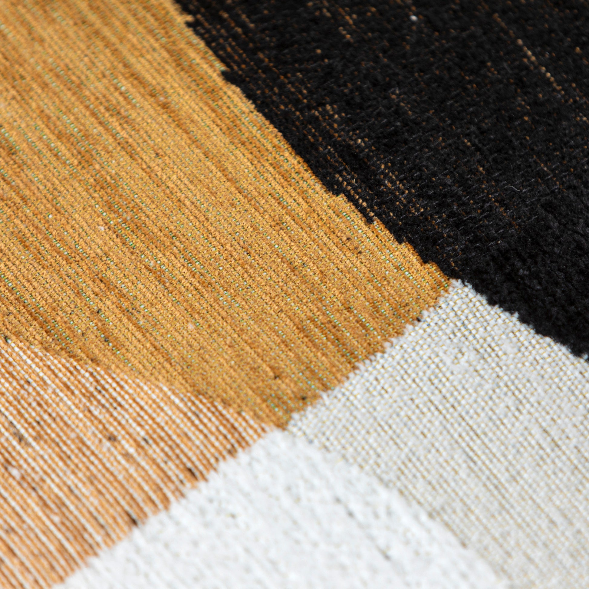 349 2699 Tapis Etretat.Html – Noir Etretat – 155x230 cm